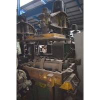 Moulding machine OSBORN 719 RF 964x584mm